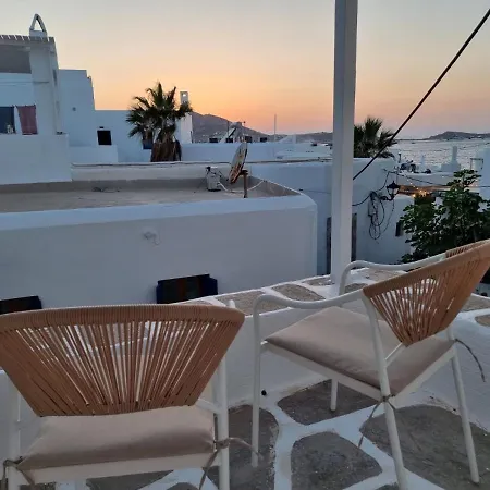 Anthoula Paros Apartment *